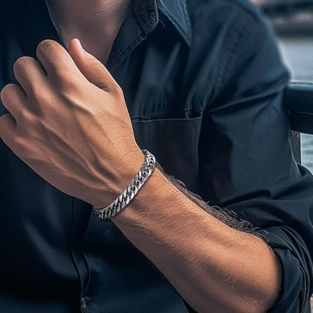 Kasper - Stijlvolle Zilverkleurige Schakelarmband voor Heren